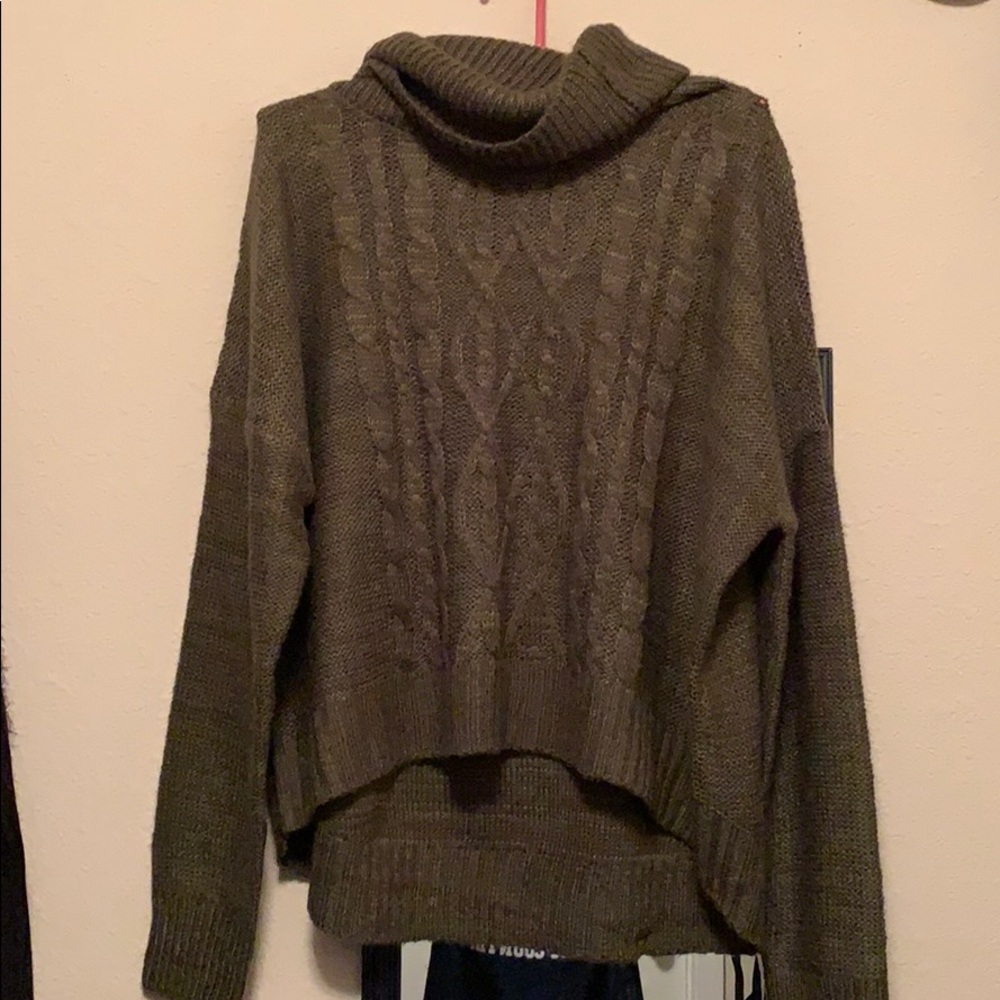 Turtleneck top